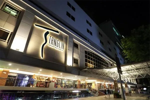 Boulevard 88 near Tanglin Orchard